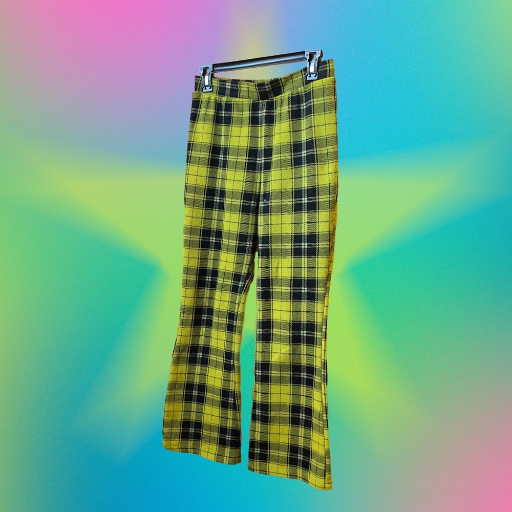Yellow Plaid Pants from Forever 21 ⭐️ thick material. used but in good condition